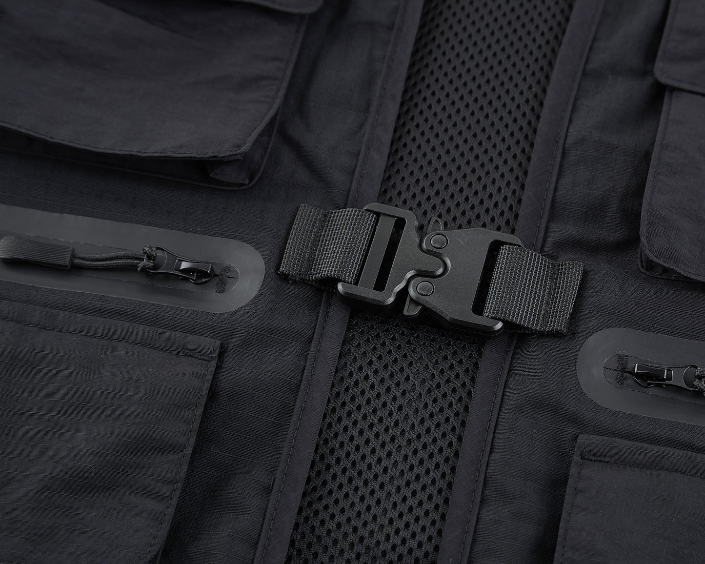 BLACK TECH VEST