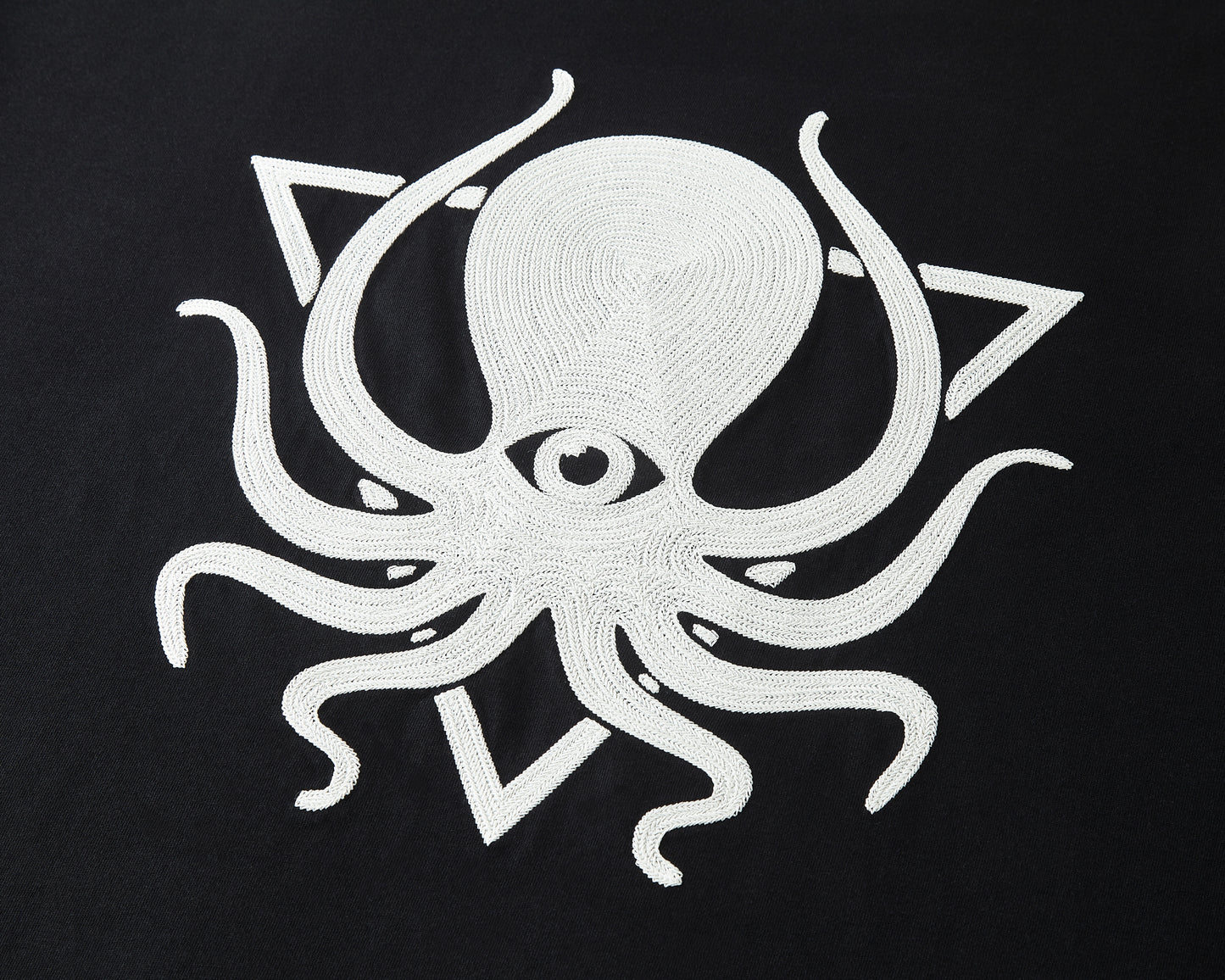 DDD SCHWARZES T-SHIRT