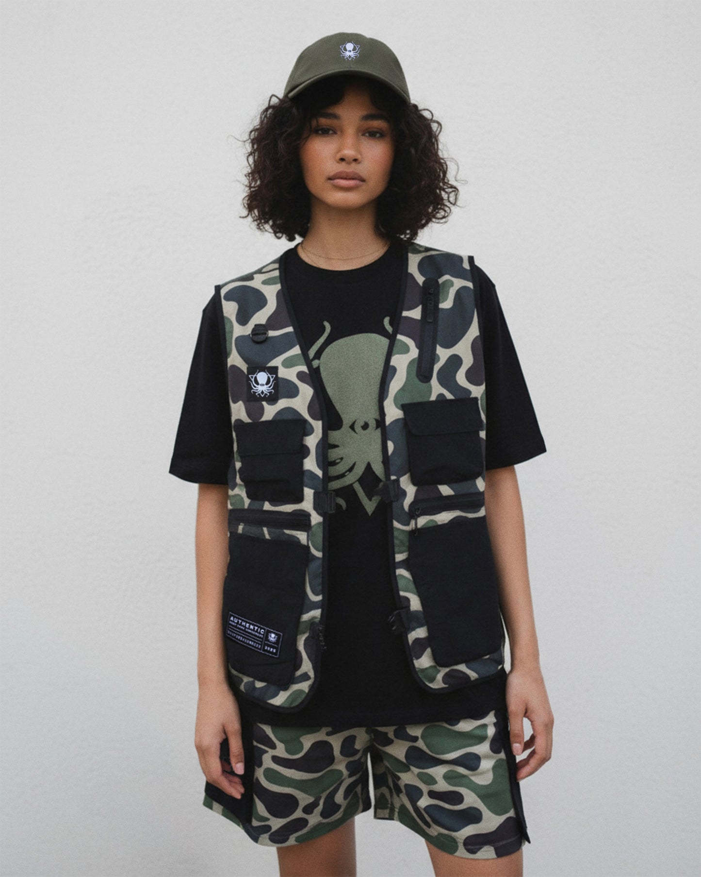 DDD SCHWARZES T-SHIRT