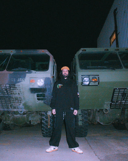 WORLDWIDE PULLOVER HOODIE