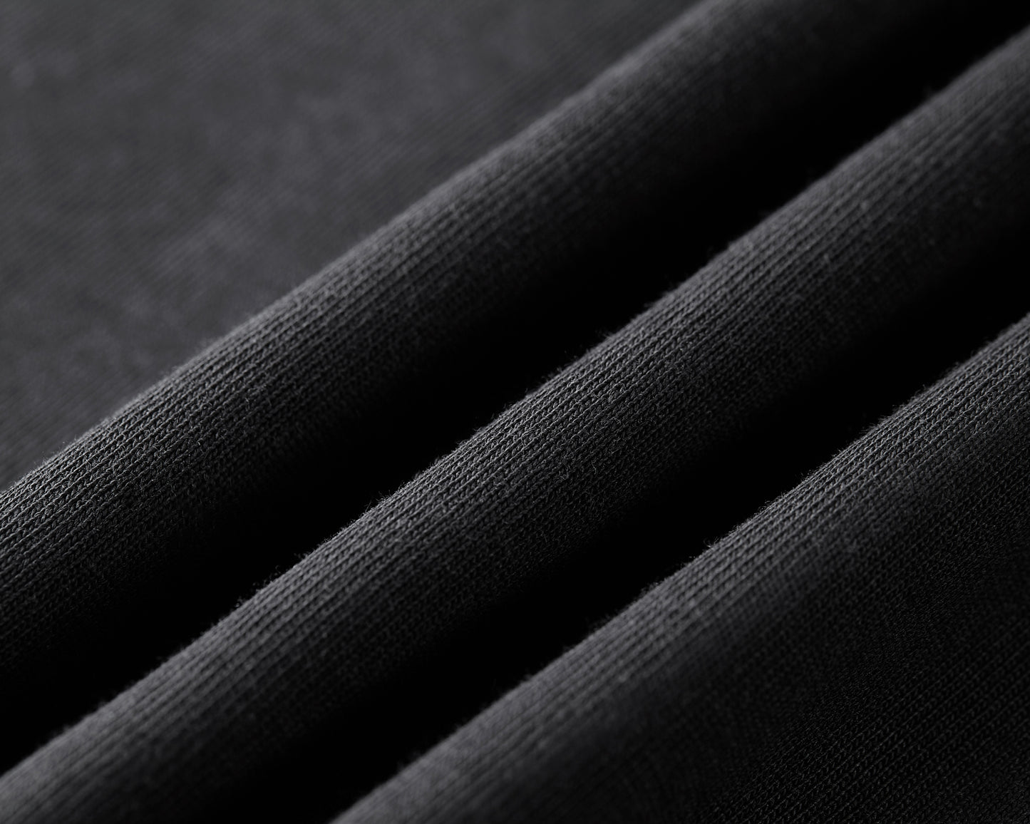 MOSSY FEELZ BLACK T-SHIRT