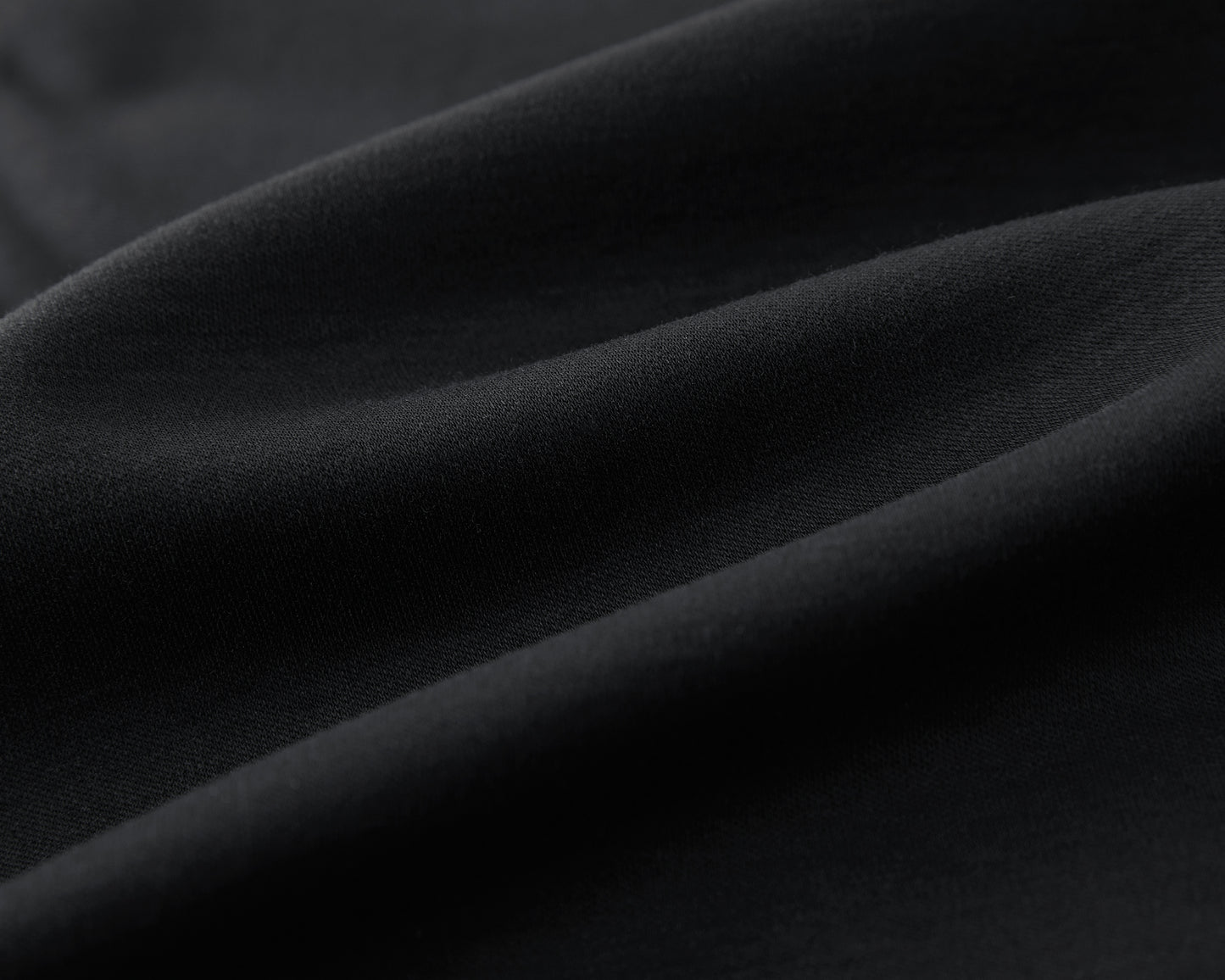 SCHWARZES CROP-TOP-TANK 