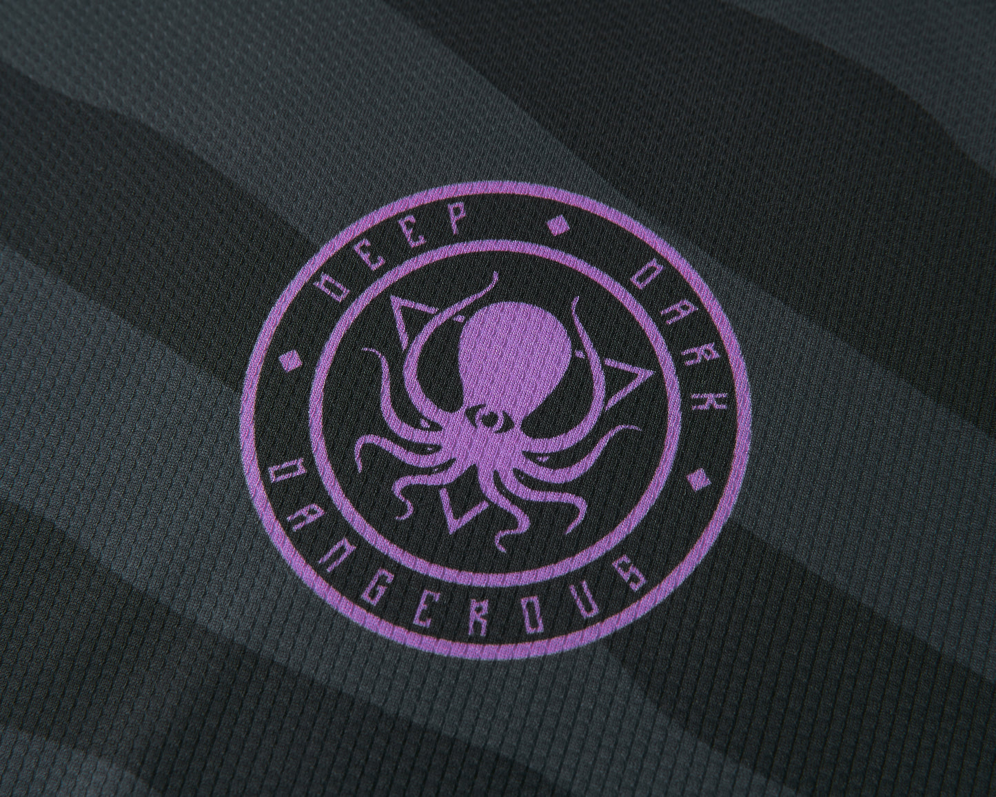 STEALTH MAGENTA DARK JERSEY