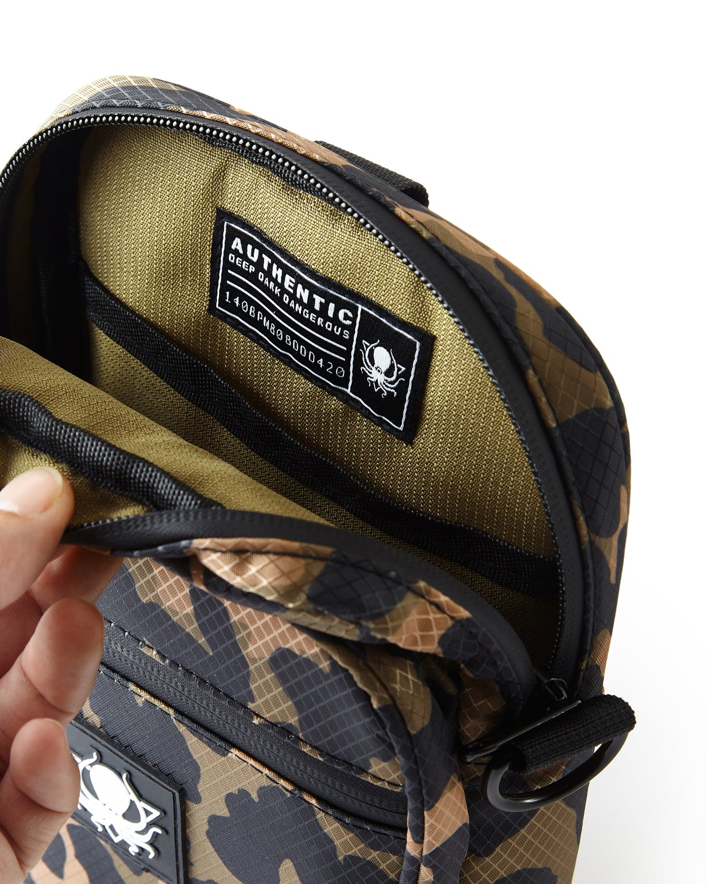 LEOPARD CAMO DIAMOND RIPSTOP SLING BAG