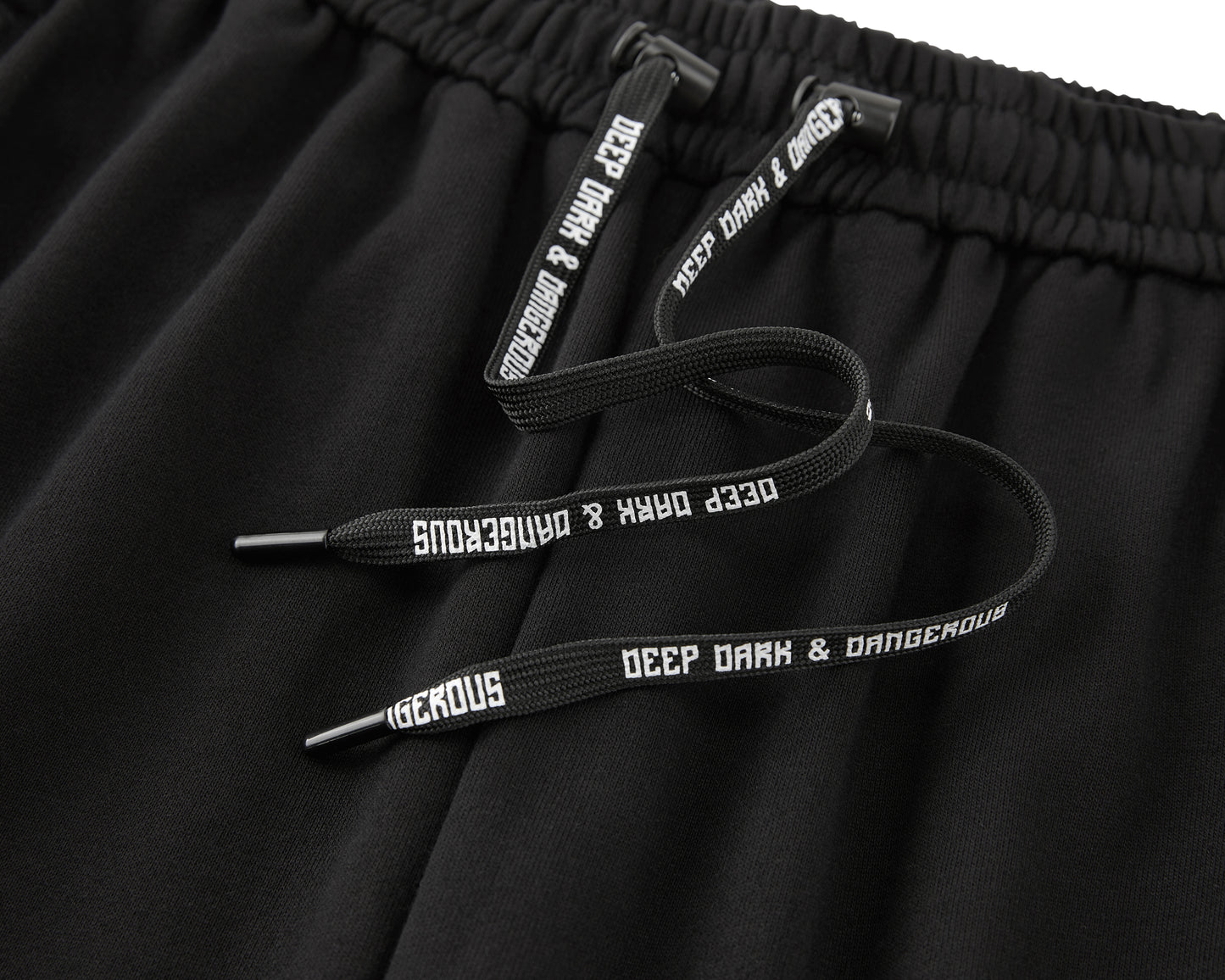 DDD SCHWARZE BAUMWOLLSHORTS 